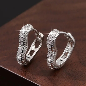 Orecchini a polsino a forma di cuore per donna, stile dolce, accessori per l'orecchio da indossare tutti i giorni - Product Image 2