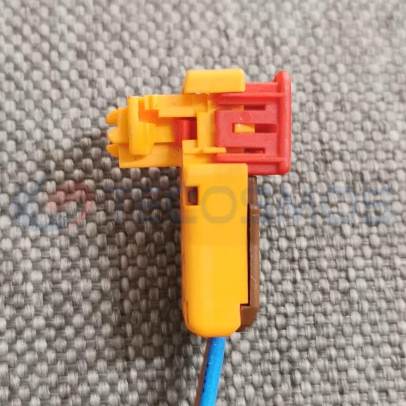 Car Connector for Sensor Plug Has Two Orange Pins CT2-0340M-2