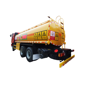 Camión cisterna de combustible Shanman 8X4 de 25m3, famoso en China, a bajo precio y con buenas ventas. - Product Image 4