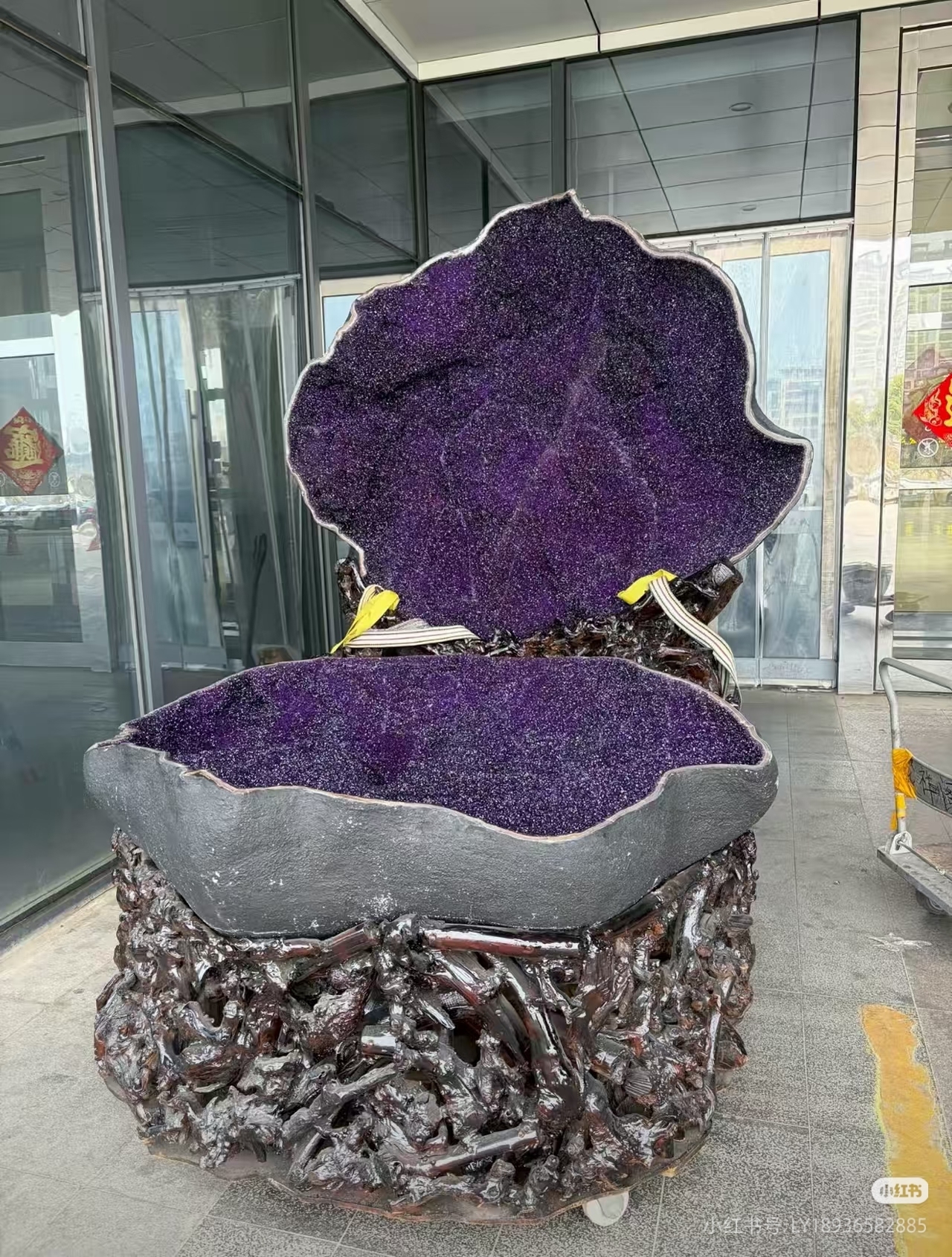 Donghai County Hengrisheng Crystal Products Co., Ltd. logo