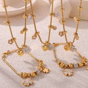 Ensemble de bijoux de luxe pour mariée, <span class=keywords><strong>collier</strong></span> <span class=keywords><strong>et</strong></span> <span class=keywords><strong>bracelet</strong></span> classiques en acier inoxydable avec zircon - Product Image 2