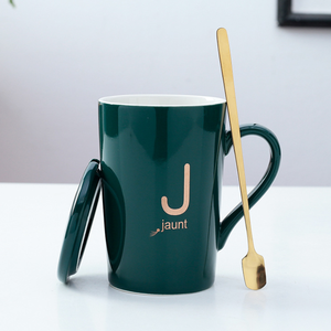 <span class=keywords><strong>Tazza</strong></span> di <span class=keywords><strong>ceramica</strong></span> creativa <span class=keywords><strong>nome</strong></span> lettera <span class=keywords><strong>tazza</strong></span> di acqua in <span class=keywords><strong>ceramica</strong></span> coppia <span class=keywords><strong>tazza</strong></span> di caffè regalo <span class=keywords><strong>con</strong></span> cucchiaio e coperchio - Product Image 5