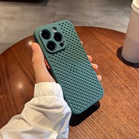 Ultra Mince Anti-Drop 12 Soft Silicone Sports Mobile Phone Case Phone Grip Respirant Cooling for Summer Compatible for 11 Pro