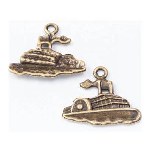 Portachiavi Souvenir del Titanic con Timone, Ancora e Decorazioni Nautiche - Product Image 2