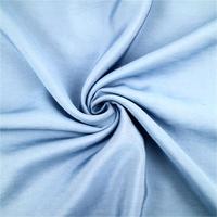 Tissu en mélange de polyester 65% de rayonne 35% de couleur unie respirant résistant à l'usure et aux rides