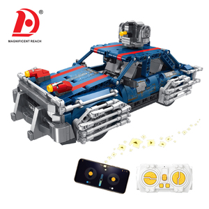 Coche Blindado de Bloques de Construcción 2.4G con Control Remoto y por <span class=keywords><strong>APP</strong></span>, 1004 Piezas, Ladrillos Técnicos DIY, Modelo de Vehículo de Juguete STEM para Ensamblar - Product Image 4