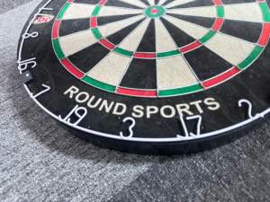 Tablero <span class=keywords><strong>de</strong></span> dardos profesional FIBRE-502 con cerdas <span class=keywords><strong>de</strong></span> alambre redondas <span class=keywords><strong>de</strong></span> fibra <span class=keywords><strong>de</strong></span> sisal <span class=keywords><strong>de</strong></span> alta calidad para jugadores <span class=keywords><strong>de</strong></span> Sudáfrica - Product Image 4