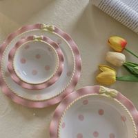 Vaisselle en céramique sous glaçure Solhui en gros, assiettes et bols mignons à nœuds, dentelle ondulée et pois, vaisselle féminine pour mariage et fête