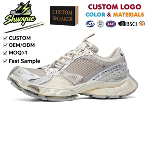 Zapatillas de running elásticas de lujo con suela blanda al por mayor, zapatillas deportivas y de skate de tela de malla original, fábrica de calzado personalizado - Product Image 1
