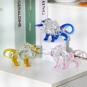 Figura de animales en miniatura de cristal soplado, Mini Toro de arte hecho a mano, figurita de animales salvajes coleccionables, decoración para el hogar FengShui de la suerte - Product Image 6