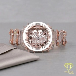 Montre-bracelet pour femme de qualité supérieure, luxe et tendance, en acier inoxydable doré rose, étanche, à quartz, disponible à la vente - Product Image 6