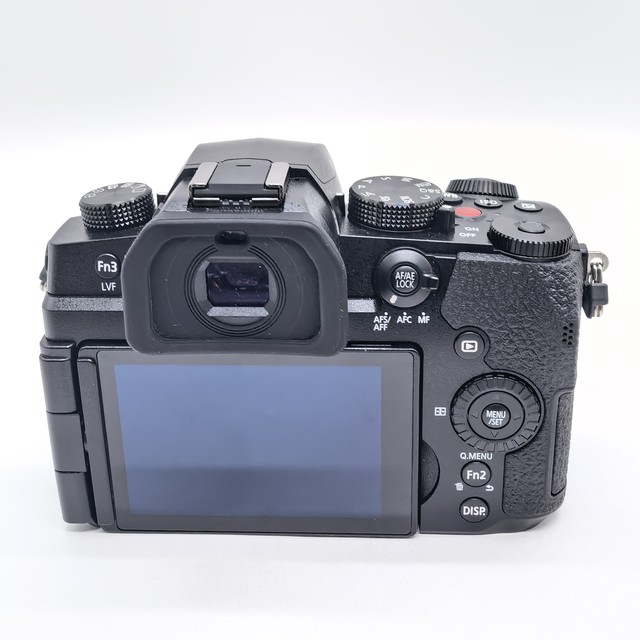 Beginner Mirrorless Camera Panasonics LUMIXs DC-G97 20.3 MP 4K 4K Video Shooting Digital Camera