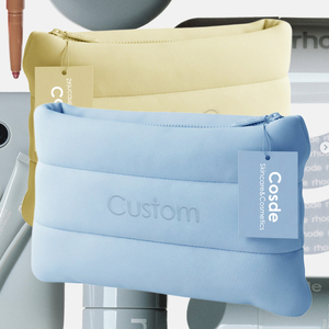 Bolsa Organizadora de Maquillaje Acolchada Personalizada de Fábrica, Color Amarillo Mantequilla, Bolsa de Almacenamiento de Neopreno con Burbujas, Bolsa de Aseo - Product Image 6