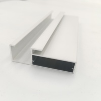 Profilé d'extrusion en aluminium personnalisé en usine Profil de cadre en aluminium CNC pour armoires de cuisine Armoire Porte Windows