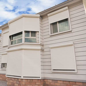 <span class=keywords><strong>Volet</strong></span> roulant <span class=keywords><strong>automatique</strong></span> en alliage d'aluminium de type ouvert pivotant Couleur personnalisée pour porte d'entrée Porte d'entrée - Product Image 5