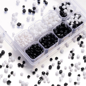 Cuentas de acrílico con forma de diamante de 4-8 mm, color negro, blanco y mixto, facetadas, para manualidades de joyería, suministros para proyectos hechos a mano para niños. - Product Image 1