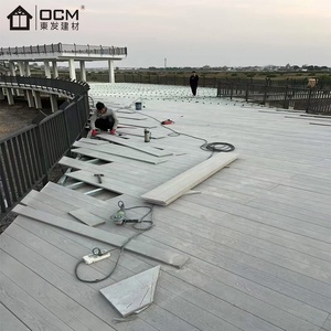 Planche de terrasse en fibre-<span class=keywords><strong>ciment</strong></span> à grain de bois Extérieur Non combustible Antidérapant Terrasse en <span class=keywords><strong>ciment</strong></span> pour allée de jardin Certifié CE - Product Image 3