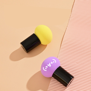 1 boîte/4 pièces Ensemble d'éponges de <span class=keywords><strong>maquillage</strong></span> avec éponge cosmétique à usage sec et humide Fond de teint Poudre Blush Éponge de <span class=keywords><strong>maquillage</strong></span> <span class=keywords><strong>Blender</strong></span> - Product Image 6