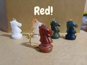 Porte-clés élégant en résine avec accents décoratifs intégrés, finition lisse, accessoire durable, parfait pour organiser les clés et les ajouter - Product Image 6