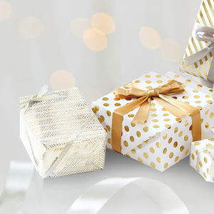 Emballage de cadeau de Noël pour fête d'anniversaire avec marquage à chaud de luxe personnalisé 80g 43x300 cm Papier d'emballage pour boîte de cosmétique - Product Image 2