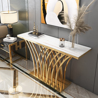 Console de luxe moderne en acier inoxydable doré avec plateau en marbre, mobilier de designer classique pour hall d'entrée, hôtel, maison et villa