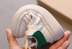 Chaussures de sport décontractées pour enfants printemps nouvelles chaussures en cuir respirantes pour garçons chaussures blanches pour filles baskets pour enfants moyennes et grandes - Product Image 5