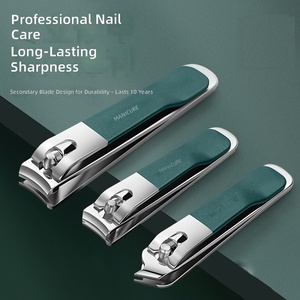 Kit de manucure et pédicure portable en acier inoxydable avec coupe-ongles à lame courbée et ouverture large, et étui pour le soin des doigts et des orteils - Product Image 5