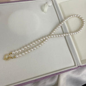 Collar de Plata S925 con Hebilla OT, Perlas Redondas de Agua Dulce de 5-6 mm, Extremadamente Finas e Impecables, de Aurora Aquaculture - Product Image 2