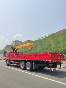 شاحنة رافعة محمولة على هيكل دونغفنغ 6×4 و8×4 بذراع مستقيم، ناقل حركة يدوي جديد، محرك ديزل، سعة تحميل 12 طن، معروضة للبيع - Product Image 4