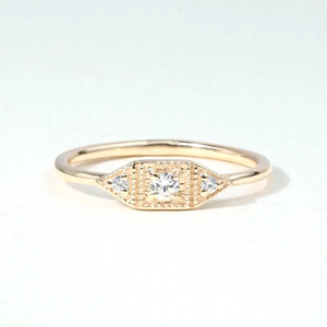 Bague à trois pierres en diamant, diamant de laboratoire ou naturel, or massif, or rose, bijoux minimalistes empilables, cadeau - Product Image 1