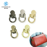 Accessoires pour sacs : Rivets à vis pour poignées, Clasps, Clous décoratifs pour sacs à main, Rivets à bouton, Anneaux métalliques, Boucles, Mousquetons