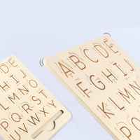 Pizarra de Madera con Ranuras para Niños, para el Aprendizaje de la Escritura, la Coordinación Mano-Ojo y la Inteligencia Temprana