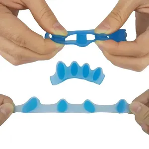 1Pair New Protective Toes Separator Suitable Bunion Corrector Material Soft Gel Straightener <b>Spacers</b> Stretchers Care Tool - Product Image 4