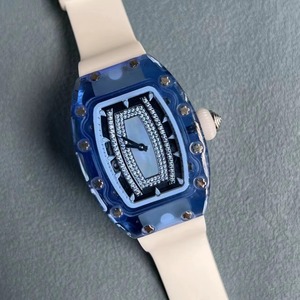 Reloj de Buceo Mecánico Automático de Edición Limitada de Lujo, Transparente, con Incrustaciones de Diamantes Rosas, Esqueletizado, con Tourbillon y Reserva de Marcha - Product Image 5