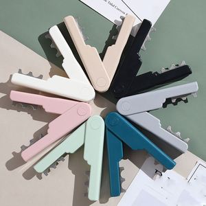 Pince à éplucher les roses en plastique Macaron pour retirer les épines sans blesser la fleur, outils de traitement des roses pour fleuristes - Product Image 3