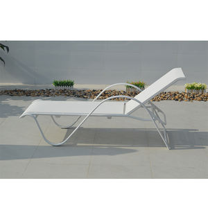 Chaise de malla de aluminio contemporáneo con mesa auxiliar para áreas de piscinas al aire libre en hoteles, villas, patios - Product Image 4
