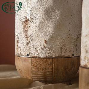 Jarrón de metal rústico con asa para decoración del hogar y arreglos florales - Product Image 4