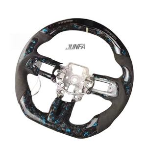 Volant sport en carbone forgé avec éclairage LED lumineux pour Ford Mustang, adapté aux Mustang 2013-20124 - Product Image 2