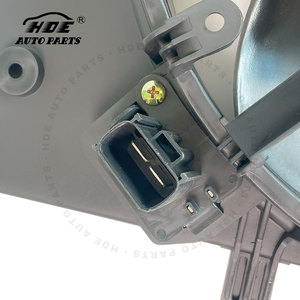พัดลมหม้อน้ำอะไหล่รถยนต์ HDE รุ่น 8V218C607CG 8V51-8C607-CG สำหรับรถยนต์ฟอร์ด เฟียสต้า ขายส่ง - Product Image 3