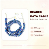 Câble de charge USB-C 4-en-1 tendance bleu violet brillant perlé