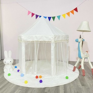 Carpa de Juego Infantil con Forma de Castillo de Princesa, Blanca, Hexagonal, con Borlas de Tela, para Niñas de 2 a 4 Años, Carpa de Juego Interior - Product Image 4