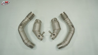 Downpipe KM SS304 Euro 6 High Flow Catted untuk BMW M5 F90 S63 4.4T V8 dengan Pelindung Panas, Peningkatan Performa