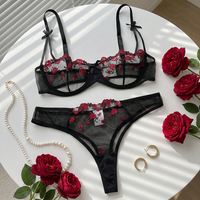 Ensemble de Lingerie Légère Broderie Rose Noire en Gros, Soutien-Gorge à Armatures en Maille Transparente Sexy et Culotte String, 2 Pièces avec Nœud en Dentelle, Lingerie Intime