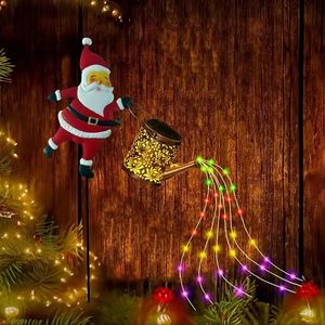 Decorazione da Esterno <span class=keywords><strong>Luci</strong></span> Solari a Forma di Innaffiatoio di Babbo Natale <span class=keywords><strong>per</strong></span> Giardino e Prato Lampada da Terra a Innaffiatoio <span class=keywords><strong>Luci</strong></span> Notturne Solari Natalizie - Product Image 3