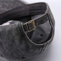 Casquette de baseball transfrontalière en denim pur coton à 6 panneaux, toutes saisons, avec broderie personnalisée motif flèche en forme de cœur et visière incurvée