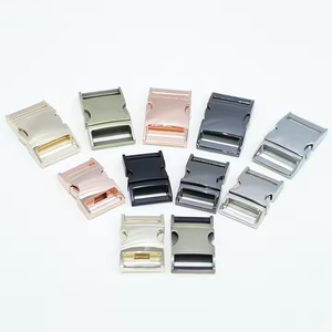 <span class=keywords><strong>Collar</strong></span> de Perro de Metal Ajustable de 25 mm al por Mayor con Clip de Liberación Rápida y Hebilla de Anillo Dorado para Correa de Mascotas - Product Image 4