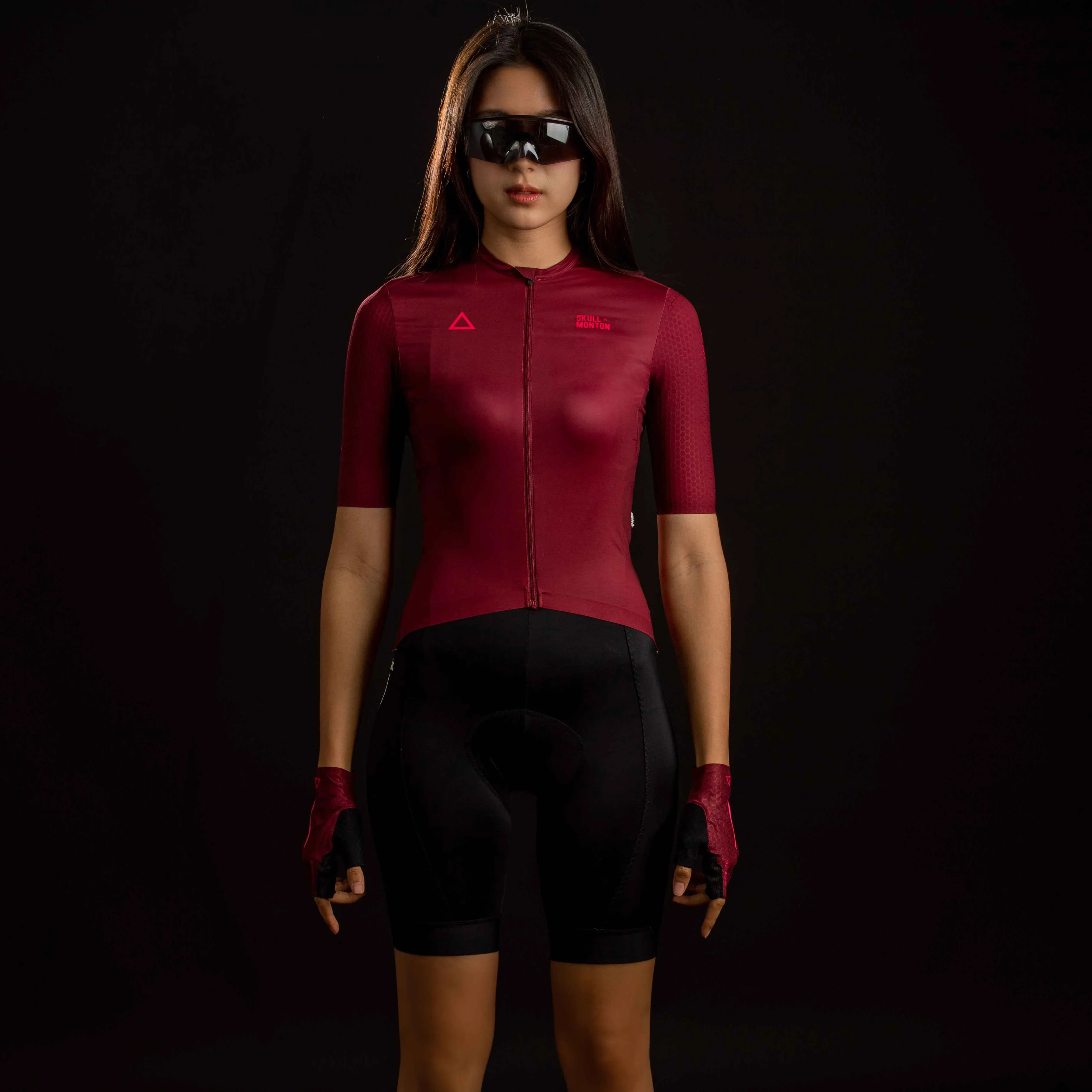 Monton Venta al por mayor Diseño personalizado Ciclismo Jersey Mujeres Manga corta Ropa de bicicleta Señoras Ropa de bicicleta Fabricante Pro Team Anti-UV