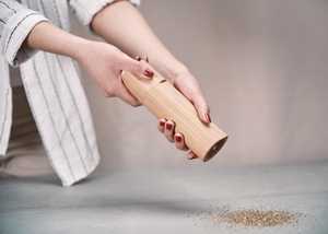 Molino <span class=keywords><strong>de</strong></span> Sal y Pimienta con Grabado <span class=keywords><strong>de</strong></span> Logotipo, Mecanismo Moderno Manual Magnético, Juego <span class=keywords><strong>de</strong></span> Molinillos <span class=keywords><strong>de</strong></span> Especias <span class=keywords><strong>de</strong></span> Madera <span class=keywords><strong>de</strong></span> Roble - Product Image 4