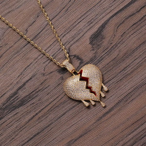 สร้อยคอจี้รูปหัวใจแตก 3 มิติ ประดับเพชร CZ ทองแดงคลาสสิก สไตล์ฮิปฮอปสำหรับผู้ชาย - Product Image 2