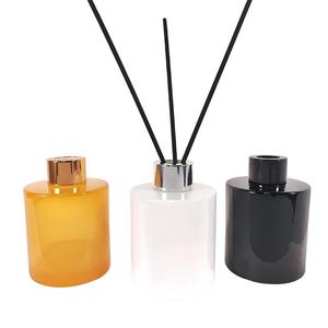 Popular vacío 150ml redondo negro blanco Reed difusor juegos aromaterapia fragancia Perfume botella de vidrio para aceites esenciales y Arom - Product Image 3